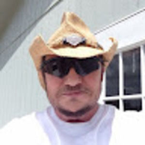 Meet your Posher, Sandy